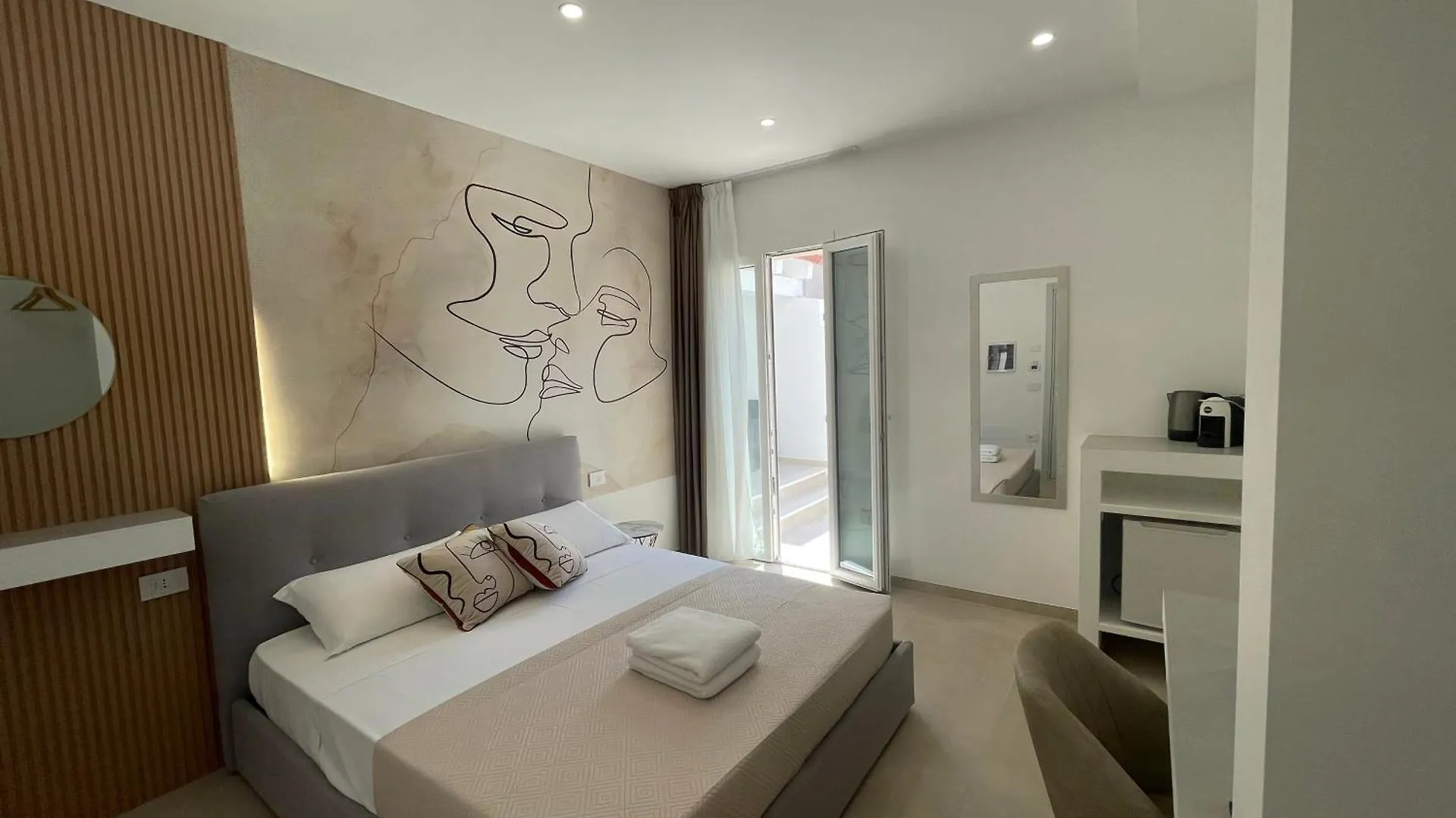 Hotel Bullerjanos Olbia 0*,